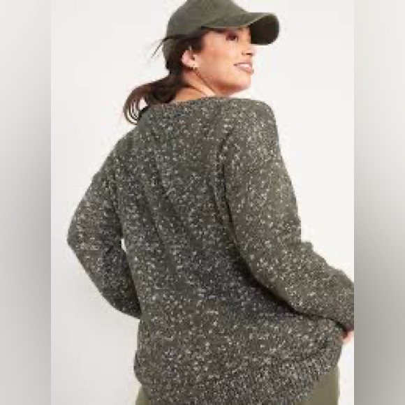 Old Navy Voop neck sweater L - Picture 3 of 3